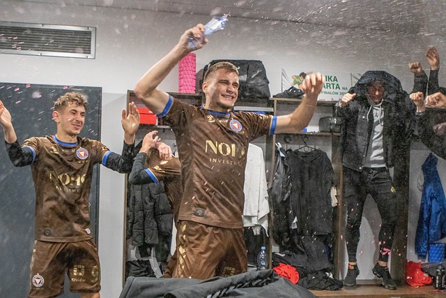 还体现在他 还体现在他